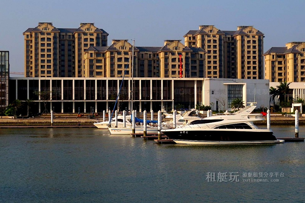 海南?？谛虏簫u國際游艇會